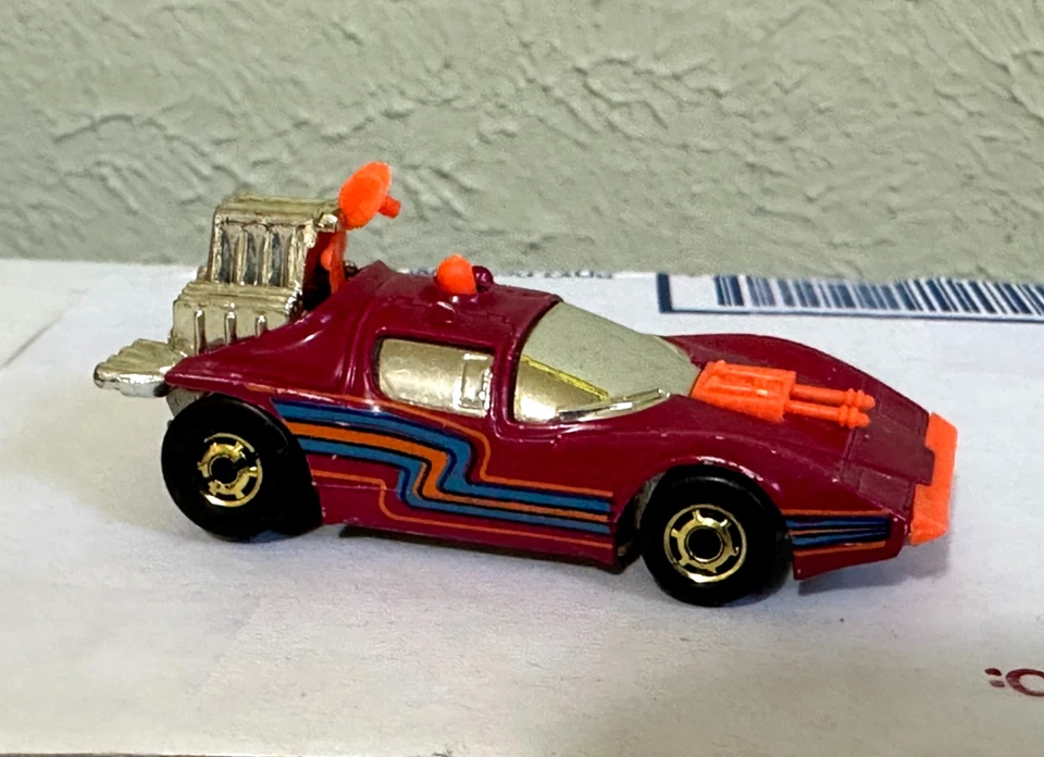 HOT WHEELS HOT ONES GHO GOLD HUBS SCIENCE FRICTION SPACE CAR LOST IN SPACE - Image 1 of 4
