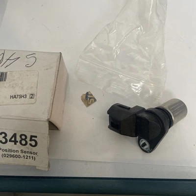 Sensor de posición del cigüeñal Denso para motor Volvo S70 1999-2000 2,3 L 2,4 L L5 bu Foto 1 de 4