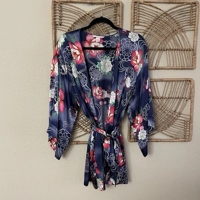 Victoria's Secret Floral 100% Silk Kimono Robe Asian Y2K Blue Pink OS B19 - Image 1 of 4