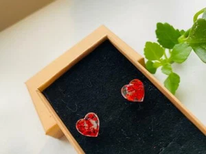Red Heart Stud Earrings Red & Clear Acrylic Valentines Present Gift Boxed NEW - Picture 1 of 7