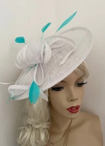 White Turquoise Fascinator Hat Formal Ladies Ascot Hatinator Wedding Guest - Picture 1 of 2