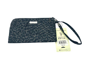 BAGGALLINI LEOPARD PRINT  TRAVEL WRISTLET WALLET RFID CREDIT CARDS NEW W/TAGS