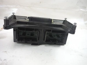 2006 JEEP CHEROKEE INTEGRATED FUSE BOX PCM BODY CONTROL 04692086AB - Picture 1 of 9