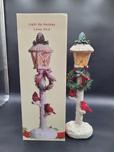 Cracker Barrel Light Up Holiday Lamp Post W/ Cardinals. Works - Picture 1 of 8