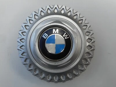 1992-1999 BMW 318i 320i 323i 325i 328i Z3 WHEEL CENTER CAP OEM 36131180777 - Image 1 of 4