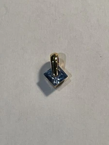 Bijoux Pendentif en Plaqué OR avec Pierre Bleue Centrale (L47) - Picture 1 of 5