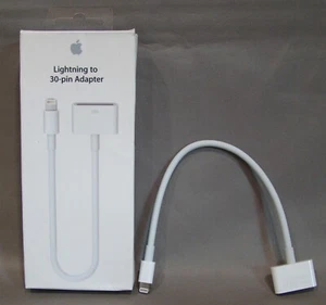 APPLE LIGHTNING AUF 30-PIN ADAPTER - Bild 1 von 2