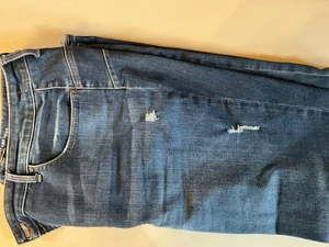 Chico's So Lifting Straight Leg 3 Reg Jeans Distressed Holes Sz 16/18 XL - Picture 1 of 4