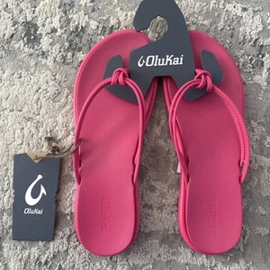Olukai Women’s 'AKA Flip Flops Knot Thong Sandals Beach Pink Plumeria Size 8 NWT - Picture 1 of 5
