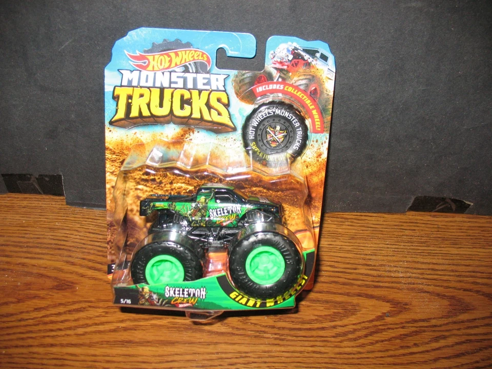 Monster Trucks Skeleton Crew 2018 Hot Wheels Foto 1 de 1