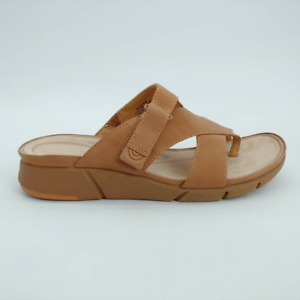 new Bare Traps Women's platform Serita Wedge toe Sandals tan size 10 M   8.5 M
