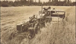 1950's model 60 AllCrop Tractor Allis Chalmers Milwaukee WI advertising postcard - Picture 1 of 2