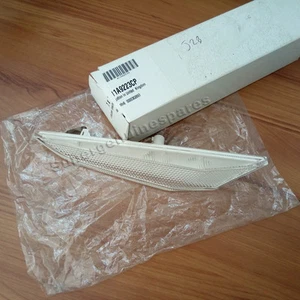 For Genuine McLaren MP4-12C Rear Right Side Marker Lamp White 11A9223CP New - Picture 1 of 4