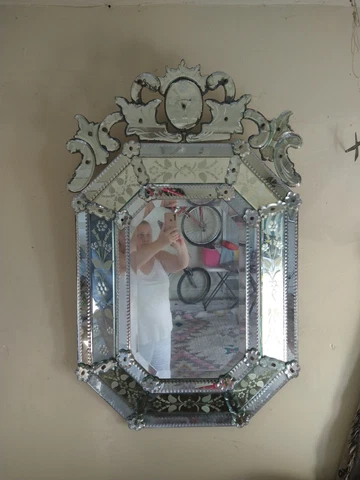 VINTAGE Gorgeous Large VENETIAN ETCHED MIRROR Cover