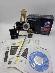 Panasonic Digital Camera Lumix DMC-TZ3 7.2MP w/ Battery, Charger & Manuals - Picture 1 of 17