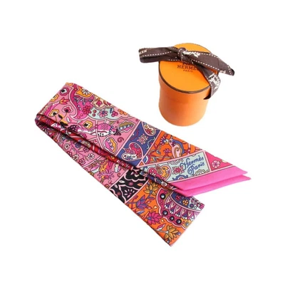 HERMES Twilly Au Pays des Oiseaux Fleurs Silk Scarf Pink Multicolor Used w/ Box - Image 1 of 4