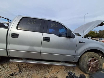 Chassis ECM Fuel Pump Frame Mounted Fits 04-08 FORD F150 PICKUP 2645526 - Image 1 of 4