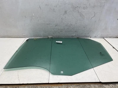 Fiat 500L 2014 puerta trasera izquierda lado del conductor ventana vidrio OEM+ Foto 1 de 4