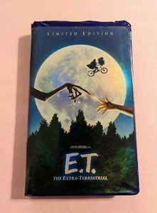 E.T. The Extra-Terrestrial (2002 VHS) LTD Edition Full Screen Blue Clamshell ET - Picture 1 of 7