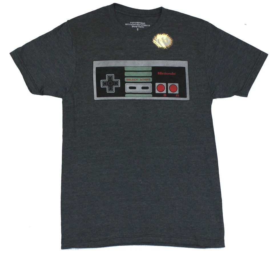 Nueva Camiseta Nintendo Adulto - Clásica Envejecida Plana NES Controlador Imagen Foto 1 de 1