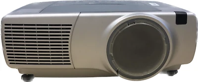 Beamer Infocus LP840 mit Fernbedienung - Guter Zustand - Bild 1 von 4