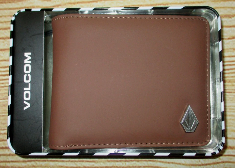 MENS VOLCOM BROWN BIFOLD WALLET WITH TIN GIFT BOX - Image 1 of 3