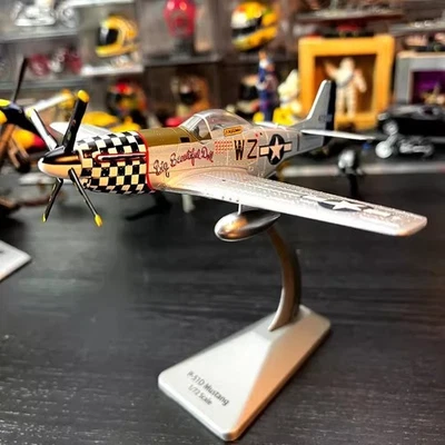 1:72 P-51D Mustang "BIG BEAUTIFUL DOLL" Fighter Model Diecast MilitaryCollection - Image 1 of 4
