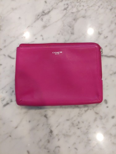 Bracciale Coach rosa caldo 9x6