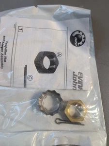 Conjunto de tuerca y guardián OMC Evinrude Johnson OEM 778165 NUEVO DE STOCK - Imagen 1 de 3