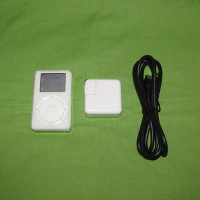 Apple iPod Classic 2nd Generation A1019 20GB, New Battery - Image 1 of 4