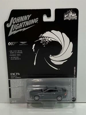 James Bond Die un Altro Giorno Aston Martin V12 1:64 Johnny Lightning JLP096 - Immagine 1 di 4
