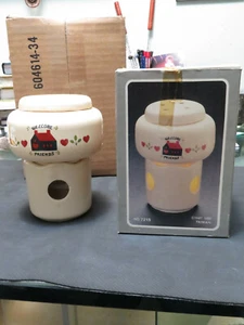 Vintage WBI Country Collection Potpourri Simmering Pot 1987 Welcome Friends - Picture 1 of 4