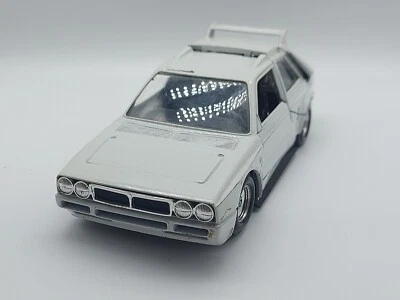 Lancia Delta S4 Bianco 1:24 Burago NO BOX - Immagine 1 di 4