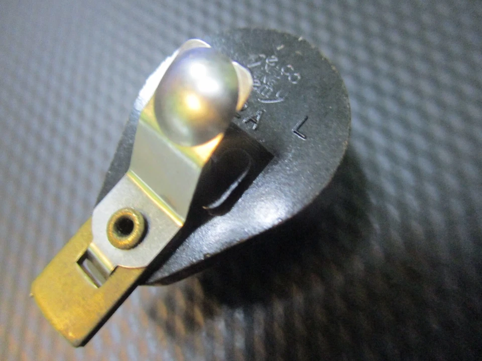 Rolls Royce Silver Cloud I, Wraith, Bentley MK6, rotor de encendido tipo R RD8550 Foto 1 de 1