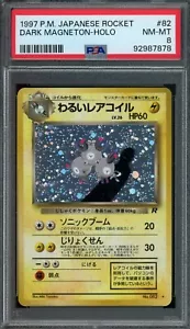 Pokémon Magnete Scuro Giapponese n. 082 Team Rocket Holo raro PSA 8 nuovo nuovo come nuovo - Foto 1 di 2