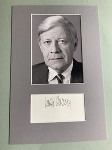 HELMUT SCHMIDT (†2015) Canciller postal/Passepartout 20x30 autógrafo - Imagen 1 de 2