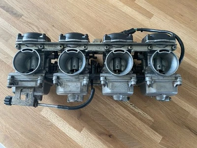 Carburadores Suzuki GSX750W Inazuma 1998-2003?  , Ver abajo para especificaciones completas Foto 1 de 4