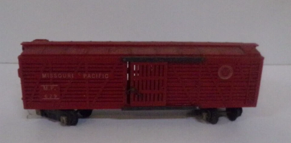 American Flyer S Gauge Missouri Pacific MP 629 Cattle Stock Car w/ Latch Door - Image 1 of 4