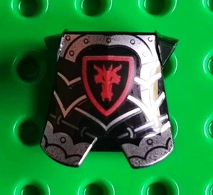 LEGO Minifigure Armor Breastplate Dragon Head Pattern Knight Suit 2587pb33 - Picture 1 of 2