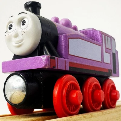 Juego de vías de tren de madera Rosie - Thomas and Friends Brio Chuggington Foto 1 de 4