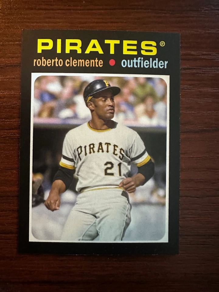 2013 Topps Update '71 Topps Minis #TM42 Roberto Clemente Pirates - Image 1 of 1