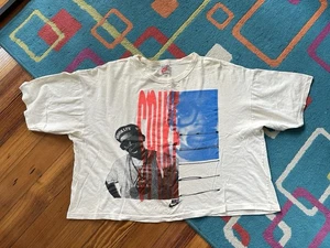 Vintage 90’s Nike Spike Lee Crop Top / T-shirt Large - Picture 1 of 17