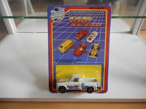 Road Though / Yatming CHevy Pick-up in White on Blister - Picture 1 of 1