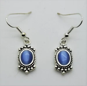 A104 Simply Gancho de Pez Plateado Azul Ojo de Gato Color Cuelga Moda Pendiente - Imagen 1 de 3