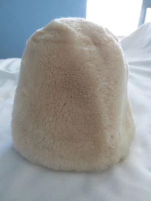 De colección Años 60 Rubia Densa Esquilada Auténtica PIEL DE OVEJA Italia Sombrero de Nieve Gorra Foto 1 de 4