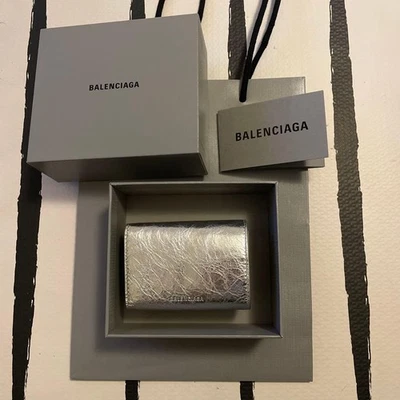 Balenciaga Le City 迷你钱包银色金属化竞技场羊皮二手 — 第 1/4 张图片