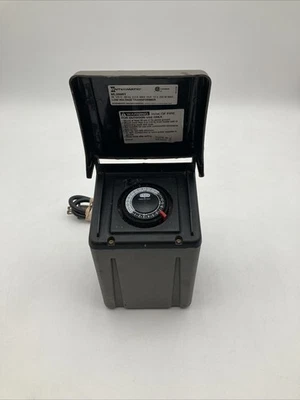 Intermatic Malibu ML200RT Low Voltage Transformer 200w Outdoor Timer Landscape - Image 1 of 4