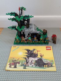 LEGO Castle Forestmen: Camouflaged Outpost 6066 - 100% Complete w/Instructions