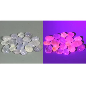 7,95 quilates_piedra antigua_100 % natural sin calefacción UV cambio de color Hackmanite_Mogok - Imagen 1 de 5