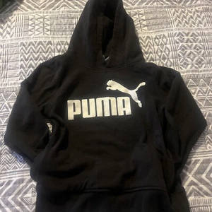 Puma Boys Youth Pullover Hooded Sweatshirt Hoodie Black Logo Size Small (8) - Picture 1 of 7